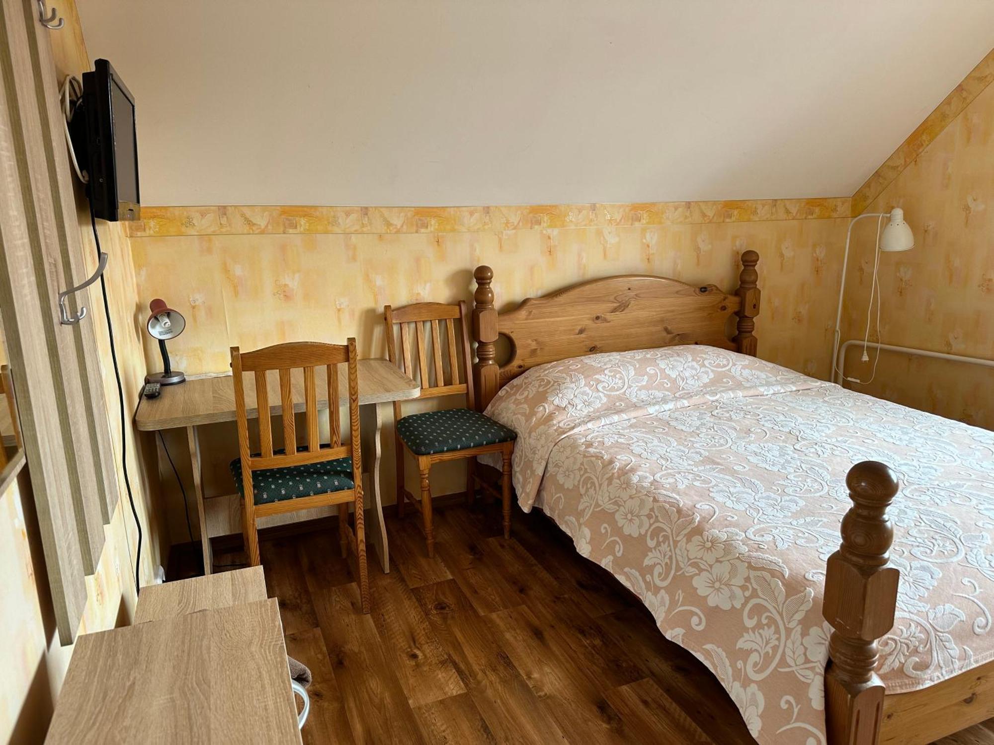 Radi Otel Brocēni Dış mekan fotoğraf