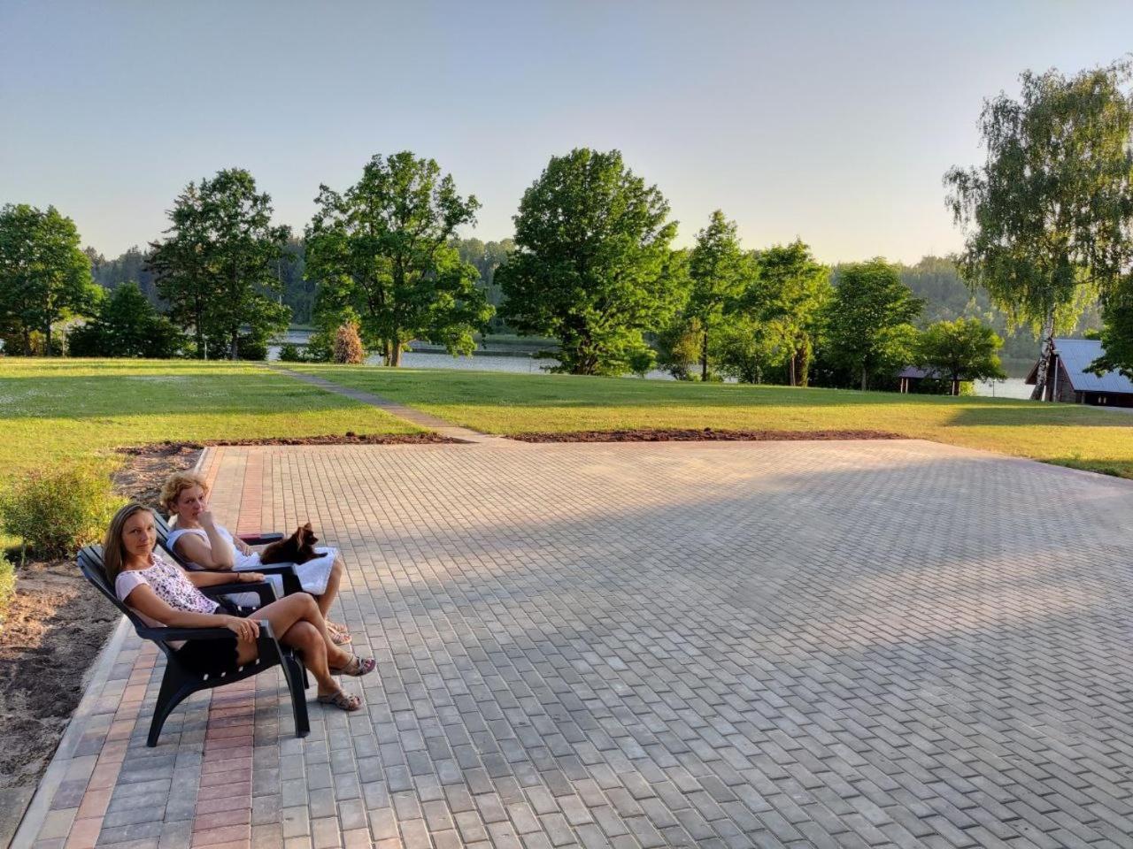 Radi Otel Brocēni Dış mekan fotoğraf